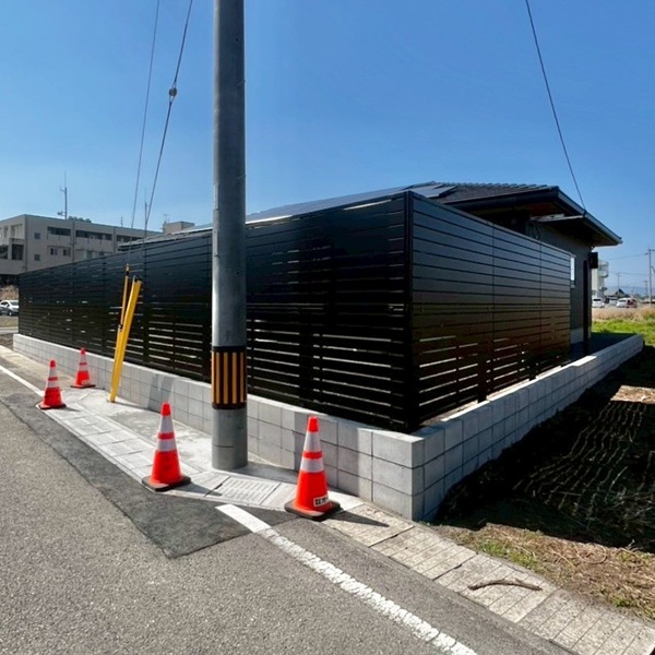 鹿児島市/カーポート施工/YKKapアリュース1台用/コスパ重視の人向け