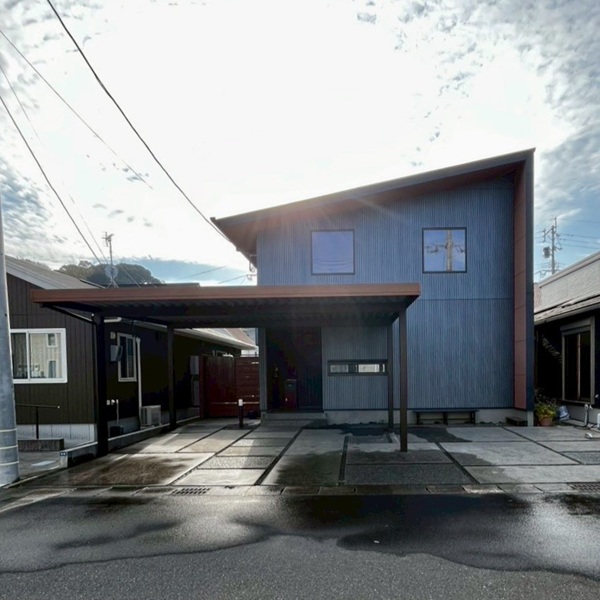 鹿児島市/カーポート施工/YKKapジーポートpro2台用/ツートーンカラーも人気です！