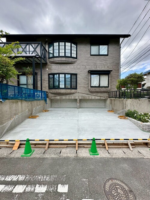 鹿児島市/駐車場リフォーム工事進捗/土間コンクリート打設完了✅次はカーポート建て込み！